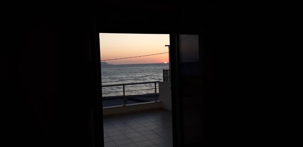 Coral Sea Studio Kokkinos Pirgos Esterno foto